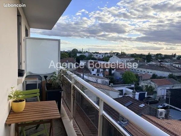 Studio 1 pièce 22 m²