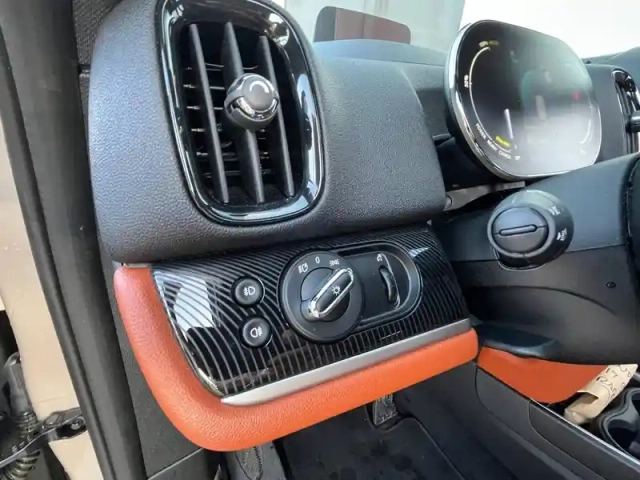 Mini Countryman cooper se 125ch + 95ch edition premium plus all4 bva6 — photo 8
