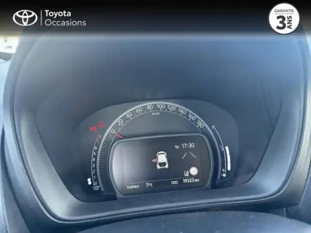 Toyota Aygo X 1.0 vvt-i 72ch dynamic — photo 13
