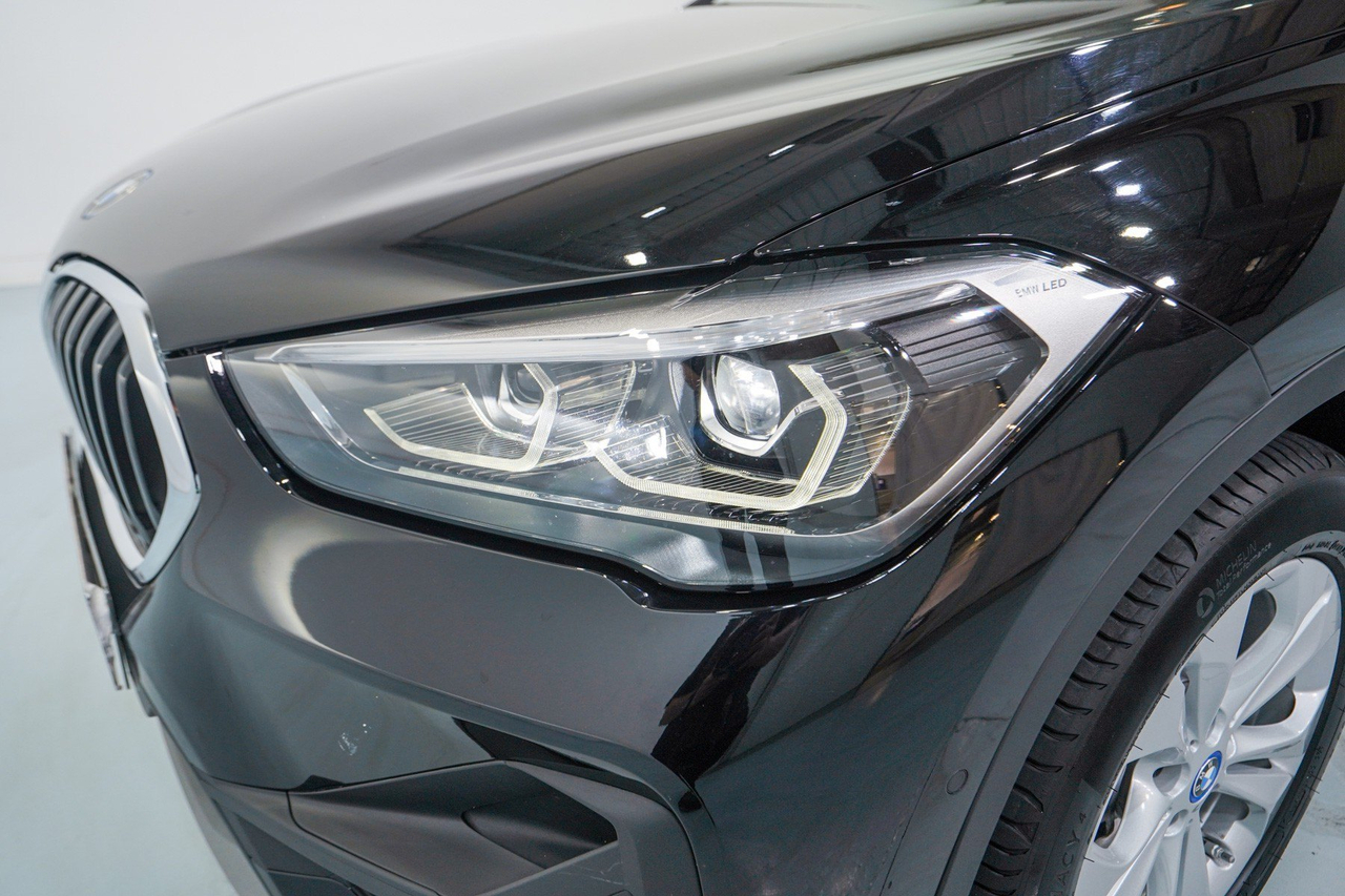 BMW X1 — photo 9
