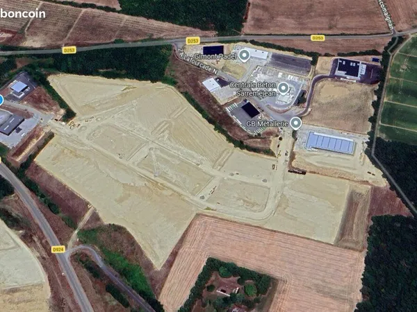 TERRAIN 80000 m² GIMONT