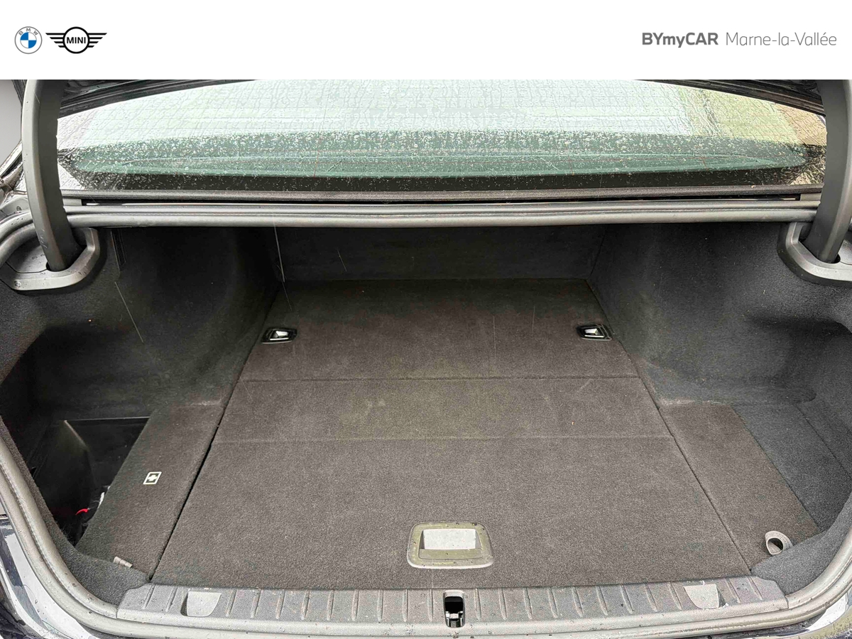 BMW 740e iPerformance 326 ch — photo 31