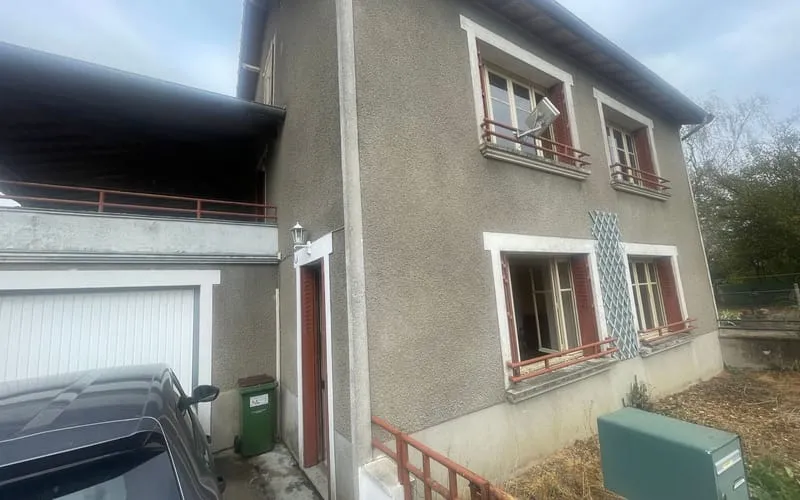 Photo 1