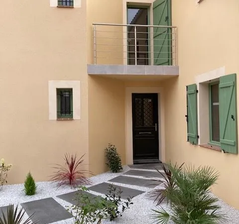Maison neuve 8 pieces 180 m2