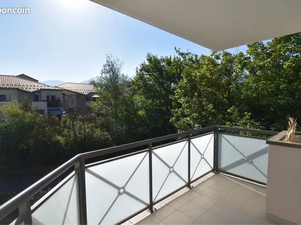 Appartement T2 51 m2 Étage 2/3