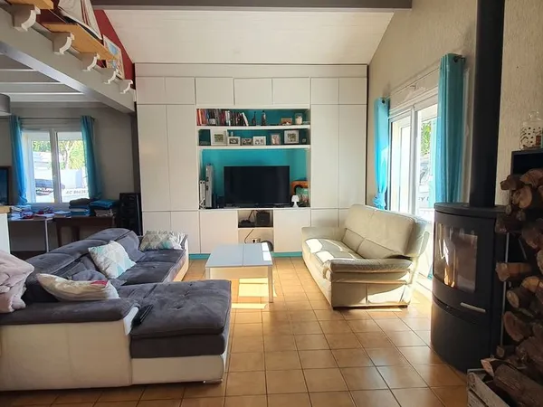 Maison familiale 5 pièces 121 m²