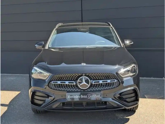 Mercedes Gla 250 e hybrid eq — photo 8