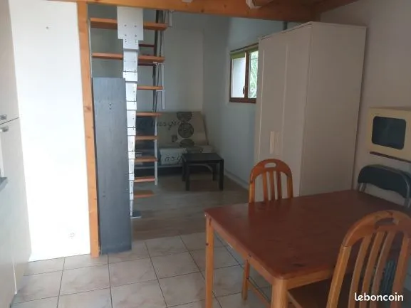 Studio meublé - année scolaire