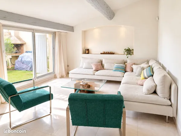 Appartement atypique avec terrasse sans vis-à-vis - Nîmes centre historique