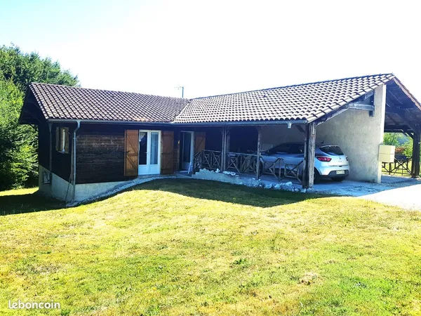 Appartement F3 avec dépendance à Mensignac