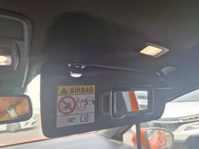 Renault Clio tce 90 x-tronic - 21n — photo 27