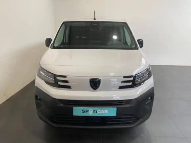 Peugeot Partner m diesel 100ch pack premium connect — photo 2