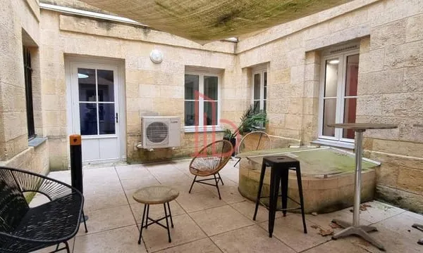 Bureaux 370 m²