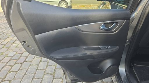 Nissan Qashqai 1.2 DIG-T 115 - N-Connecta – 2018 – 82560 km – Essence – Boîte Manuelle — photo 27