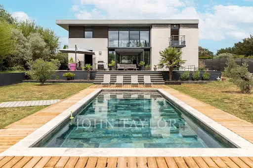 Maison 7 pièces 186 m²