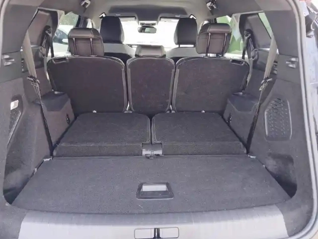Peugeot 5008 hybrid 136 e-dcs6 — photo 28