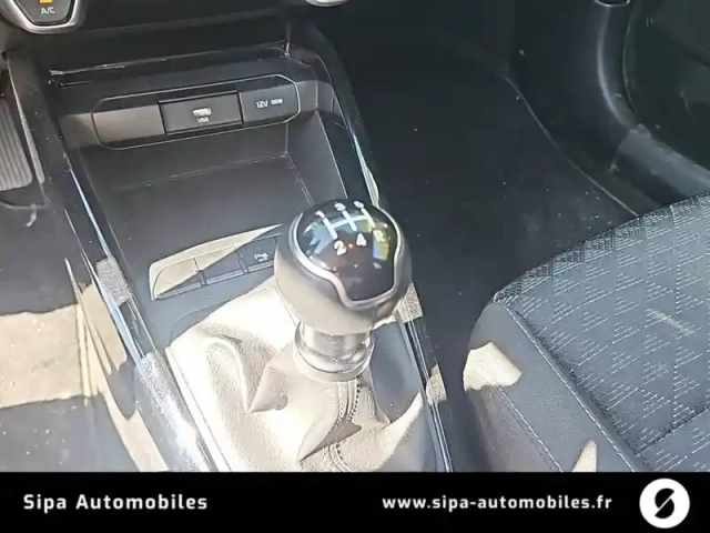Kia Rio 1.2 dpi 84ch bvm5 — photo 17