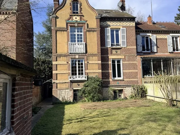 Maison 6 pièces 127 m²