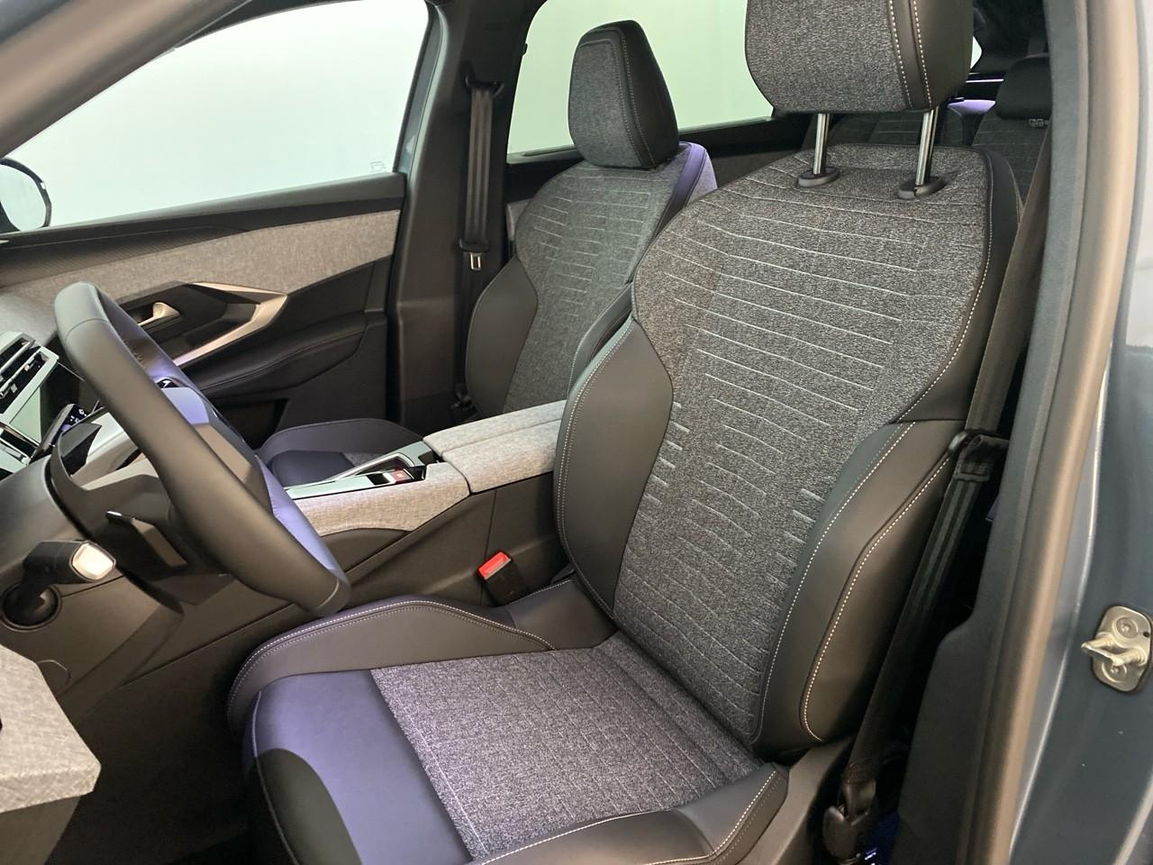 Peugeot 5008 hybrid 145 ch e-dcs6 allure — photo 9