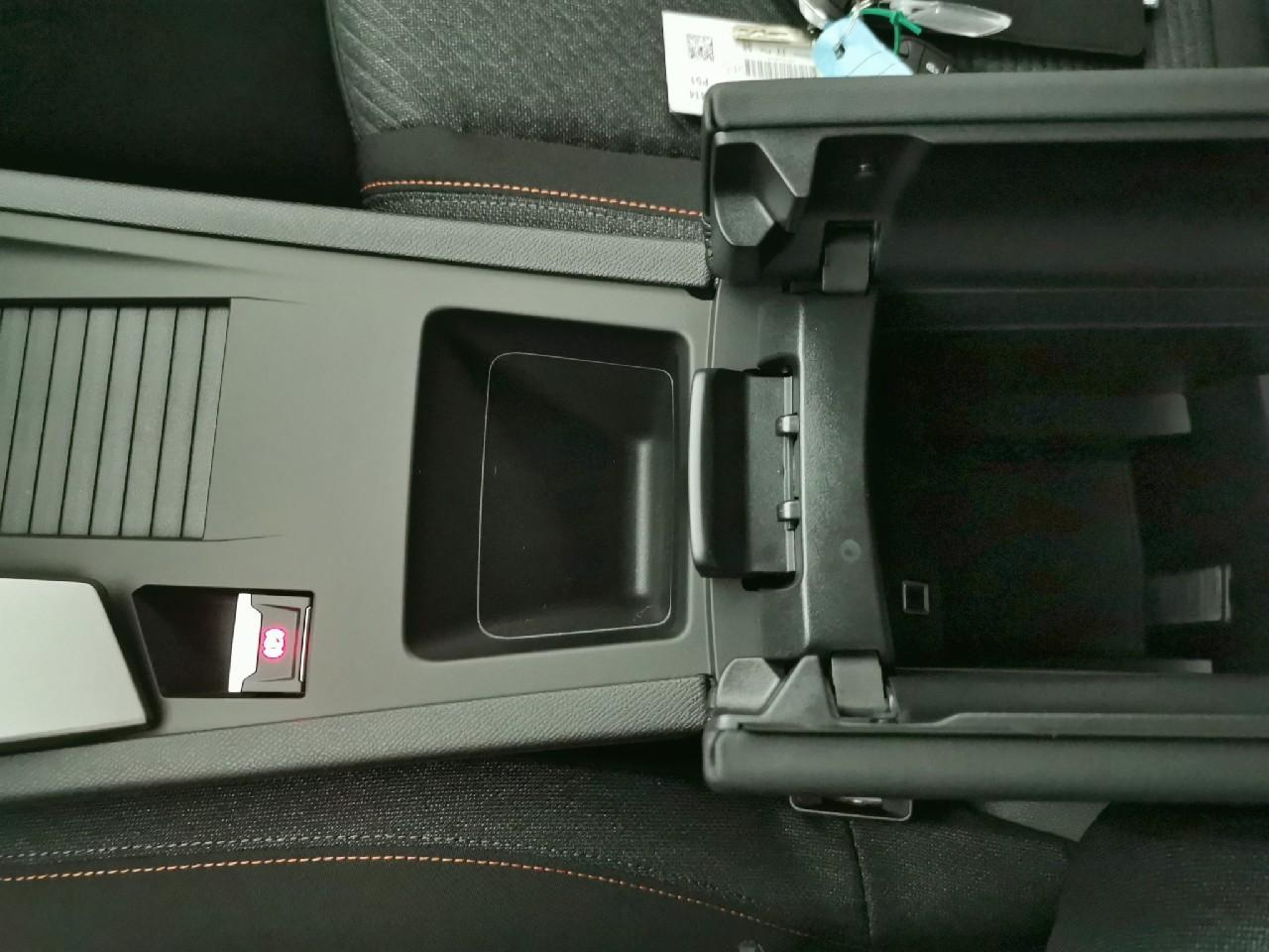 Peugeot 308 hybrid 145 e-dcs6 style — photo 25