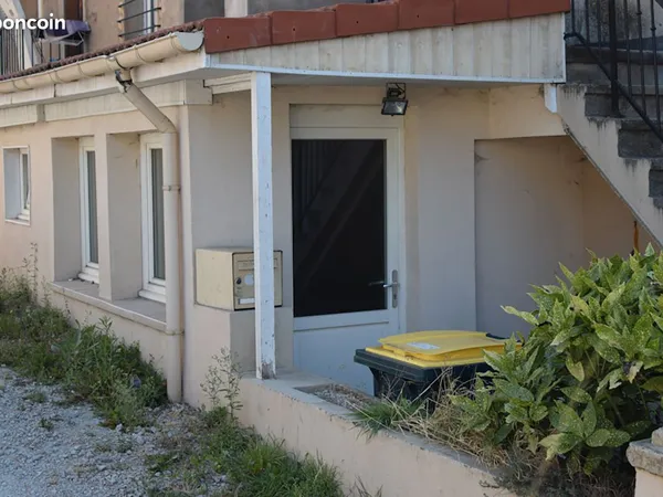 Appartement avec jardin et garages