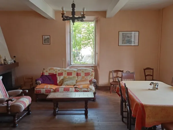 Maison 11 pièces 308 m²