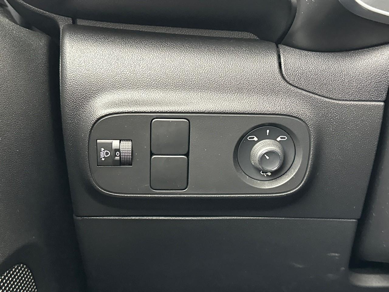 Citroën C3 puretech 83 s&s bvm5 shine pack — photo 16