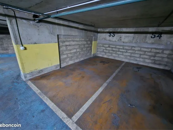 Place de parking - Secterur 9eme- 10ème - Proche gare de l'est grand boulevard - urgent