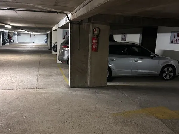 Place de parking à Saint-Mandé
