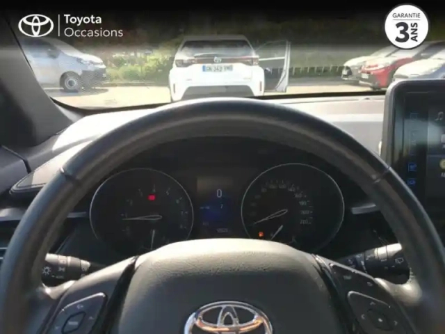 Toyota C-Hr 1.2 turbo 116ch dynamic business 2wd — photo 13