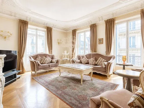 Appartement 5 pièces 200 m²