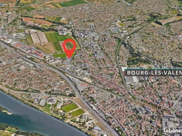Bureau 111 m²