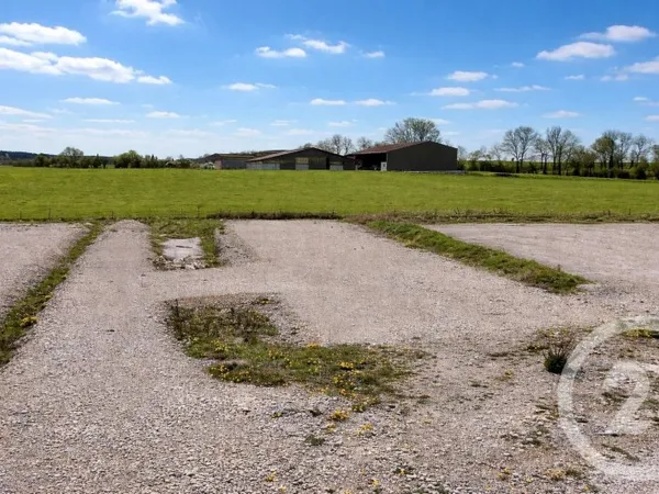 Terrain 1272 m²