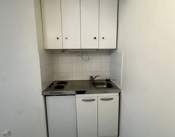 Studio 1 pièce 19 m²