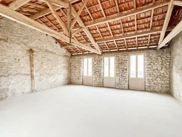 Maison 2 pièces 100 m²