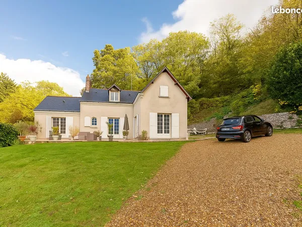 Maison avec jardin au calme