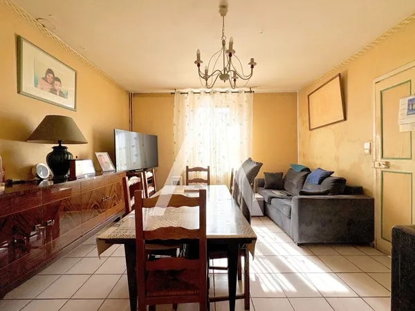 MAISON 88 M2 - 3 CHAMBRES INVESTISSEMENT LOCATIF QUARTIE
