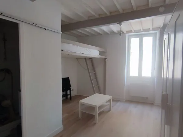 Appartement 25m2 meublé 1er étage