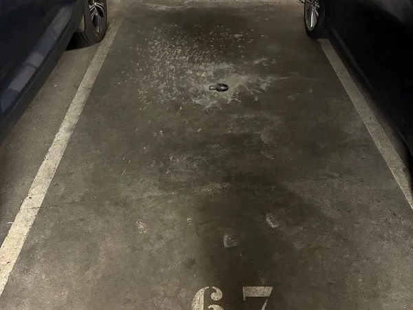 Parking 10 m²