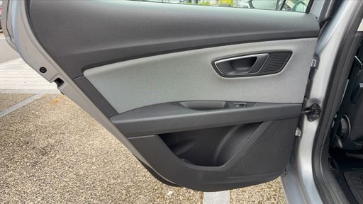 Seat Leon 1.0 TSI 115  - Style Business – 2020 – 144589 km – Essence – Boîte Manuelle — photo 28