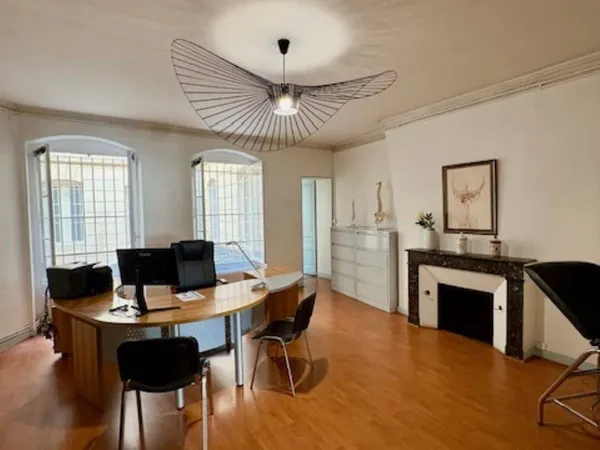 Bureaux 120 m²