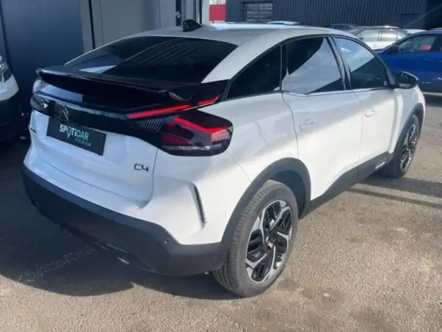 Citroën C4 puretech 130ch s&amp;s shine pack eat8 — photo 4