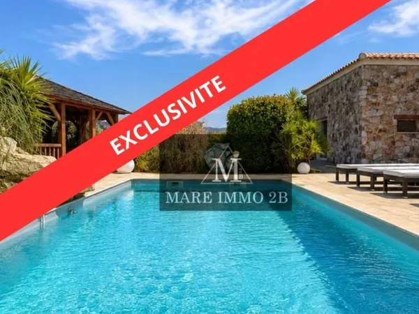 Exclusivité : Maison de 160 m² avec piscine sur 1 541 m² de