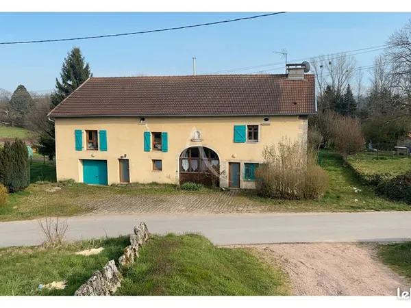 Ferme 10 pièces 286 m²