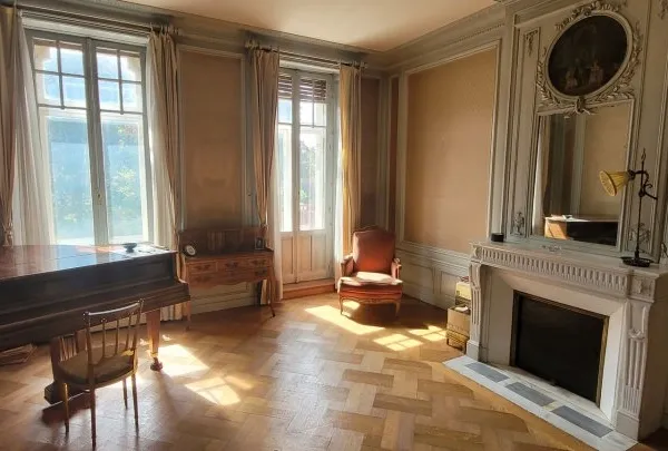 Appartement 5 pièces 209 m²