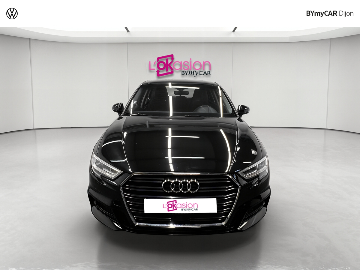 Audi A3 Sportback 40 TFSI 190 S tronic 7 — photo 8