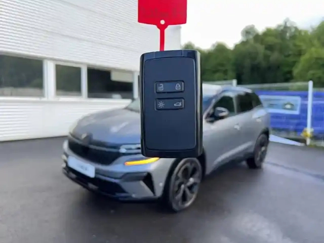 Renault Austral mild hybrid 160 auto — photo 24