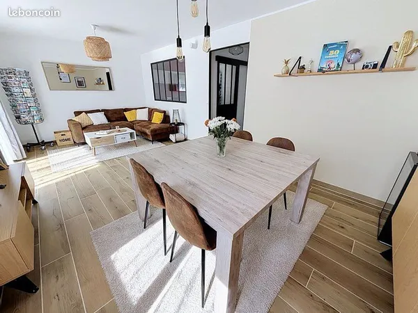 Maison rénovée à proximité du quartier des 2 lions