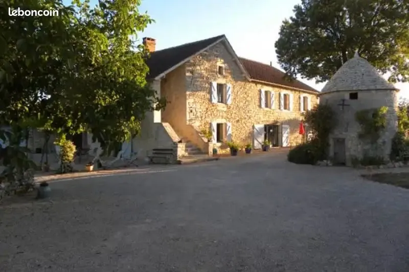 Photo 3