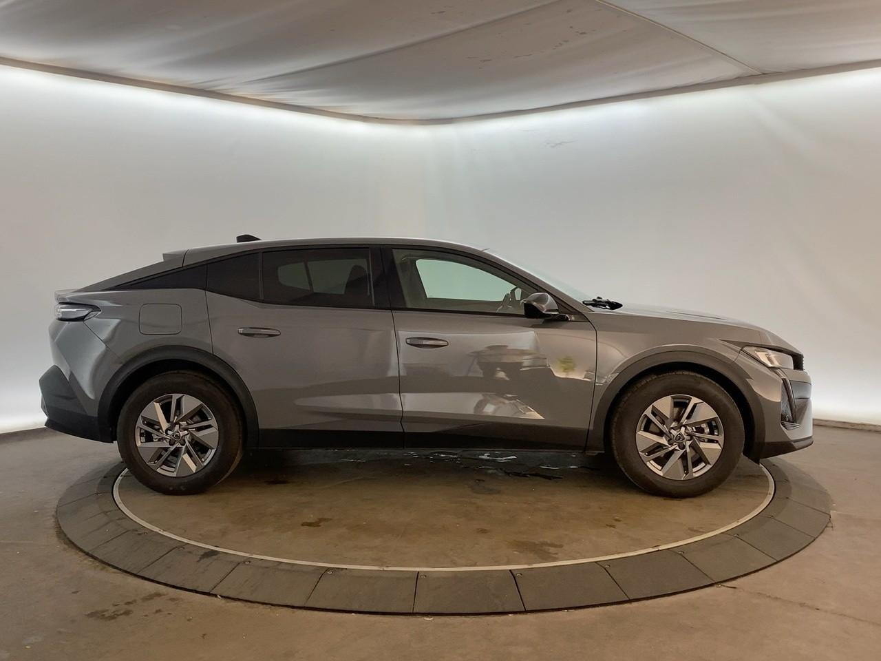 Peugeot 408 hybrid 145 e-dcs6 allure — photo 4
